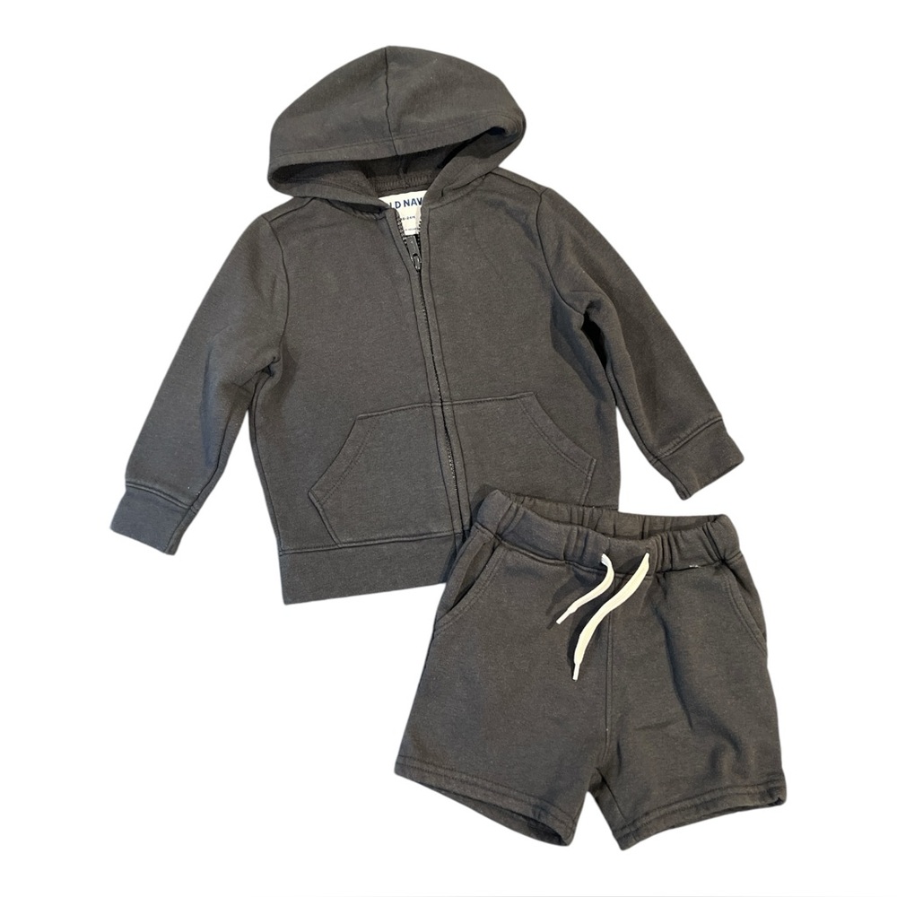 Old Navy Unisex Toddler Zip-Front Gray Hoodie &‎ Short Set, Size 18-24 months